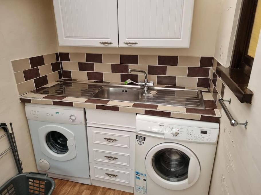 Spacious Detached Home With Beautiful Seaviews, Sleeps 6 Trimingham Extérieur photo